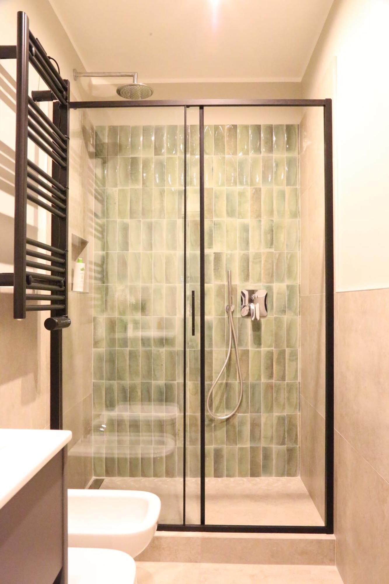 Meyland Suites Centro Милан Экстерьер фото